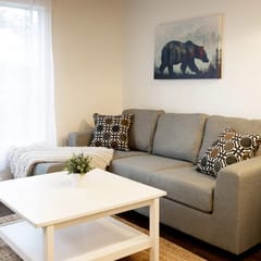 Cozy 1BR & Loft:Walk to Creekside Gondola, Free Parking, Sleeps 4!